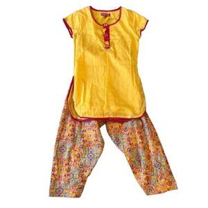 Biba Girls New Indian Kurti, Pants and Chunni ~ 4-5years